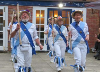Hurst Morris People (HuMP) were in fine form for their first dance of the season at The Jolly Farmer Picture: Sue Corcoran