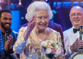 Performers are joined onstage by Elizabeth II at the end of The Queen's Birthday Party, Royal Albert Hall, 2018 Picture: Ralph_PH/Wikimedia Commons