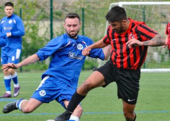 Finchampstead v Burghfield Picture: Andrew Batt