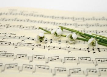 A warm welcome for keen singers. Picture: Frauke Riether via Pixabay