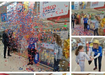 Louise Jedras, community champion at Tesco Wokingham celebrates with customers in the store. Picture: courtesy of Louise Jedras, Tesco Wokingham.