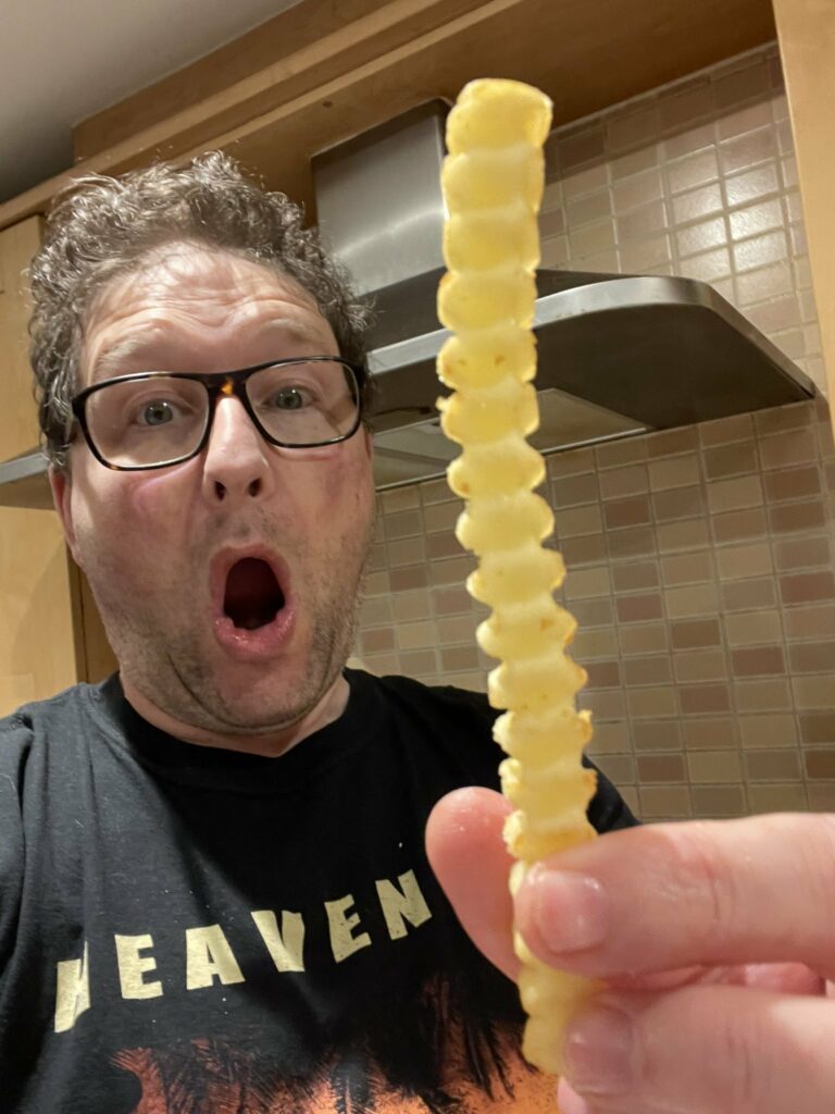 Now That’s A Chippy Tea! Is This The World’s Biggest Chip? – Wokingham 