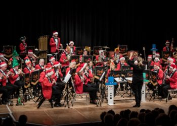 Woodley Concert Band will perform two Christmas concerts