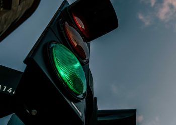 Two-way lights will be in place on Basingstoke Road, Spencers Wood from January 12-16. Picture: Moritz Kindler via Unsplash