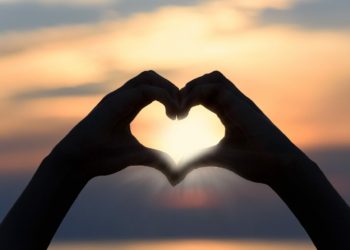 Audiences can enjoy a romantic classic at the cinema. Picture: PhotoMIX-Company via Pixabay