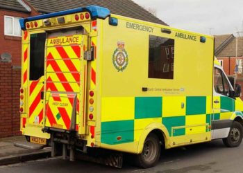 Ambulance staff including paramedics, emergency care assistants, call handlers, and other staff at South Central Ambulance Service will be among those walking out in four new days of strikes in February and March. Picture: Phil Creighton