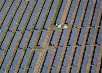 An example of what a solar farm looks like Picture: TheOtherKev from Pixabay
