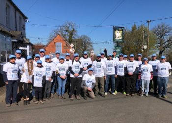 Walkers joined charity champion, Ron Hedley at The White Horse for a hike in aid of the Bob Willis Fund. It started and finished at The White Horse in Wokingham
