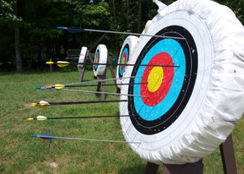 Crowthorne's archers are inviting people to have a go at the sport Picture: Giovanna Orlando from Pixabay