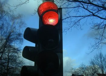 Two-way lights will be in place on Finchampstead Road from February 6-11. Picture: Kalhh via Pixabay