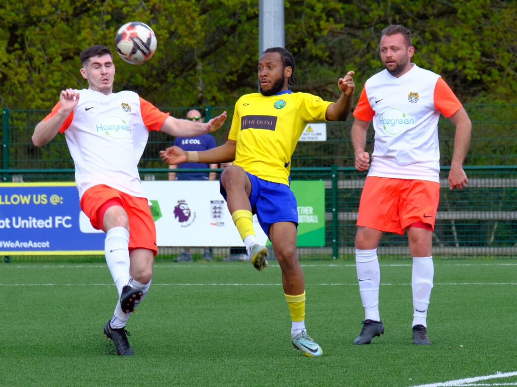 Ascot United v North Greenford United Pictures: Andrew Batt