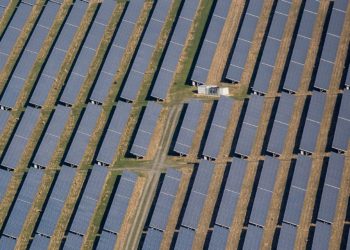 An example of what a solar farm looks like Picture: TheOtherKev from Pixabay