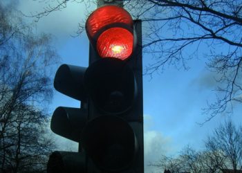 Two-way lights will be in place on Finchampstead Road from February 6-11. Picture: Kalhh via Pixabay