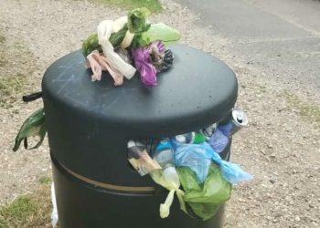Overflowing bins in Wokingham Picture: Andrew Batt