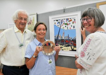 Wokingham Art Society's Best in Show:  Peter Izod (Chairman) and Liz Chaderton (judge, right) with winner, Helen Leiber. Picture: Steve Smyth