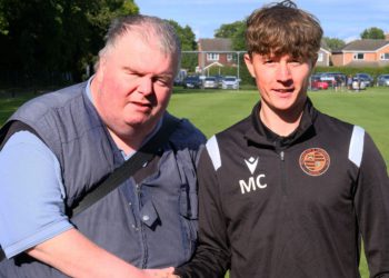 Blind groundhopped John with Sumas' manager Matt Cronan.