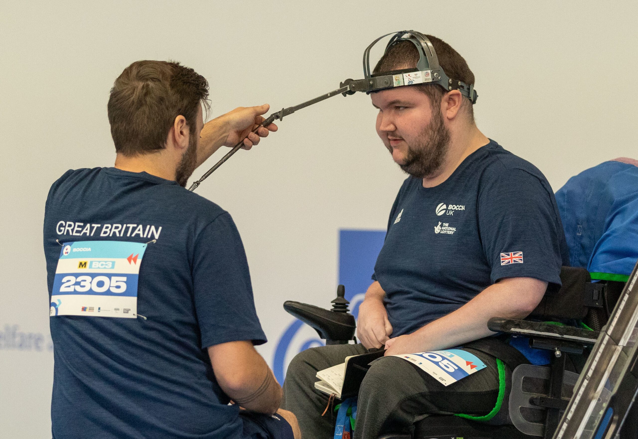 Will Arnott in action.