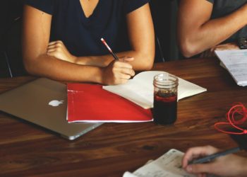 A networking session for women will be held in Wokinngham Picture: StartupStockPhotos/Pixabay