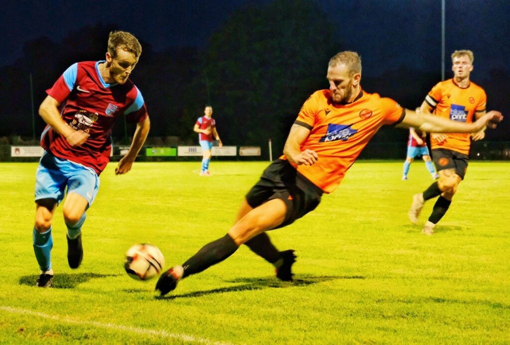 Wokingham & Emmbrook v Milton United Pictures: Andrew Batt