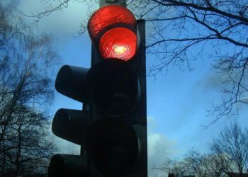 Two-way lights will be in place on Finchampstead Road from February 6-11. Picture: Kalhh via Pixabay