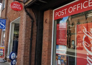 The Post Office has a kiosk in WHSmith in Market Place, Wokingham PIcture: Phil Creighton