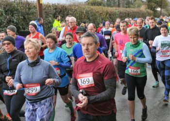 The Woodcote 10k (the 40th running of the race).

The Start.
