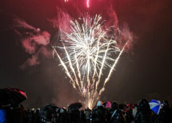 Twyford Fireworks on a very wet Saturday evening.  Picture: Steve Smyth