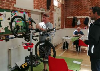 Spencers Wood Village Hall's repair cafe takes place once a month, with the next session taking place on Saturday, July 9. Picture courtesy of Billie Bachra