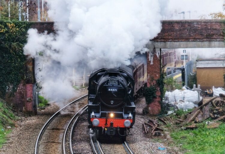 Steaming through Wokingham on the way to Cardiff. pic: Andrew Batt