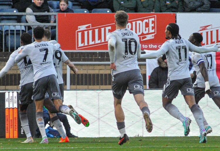 Wycombe Wanderers v Reading



Reading's Second goal