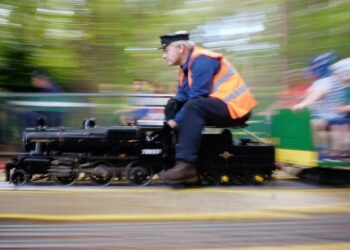 Pinewood Miniature Railway.