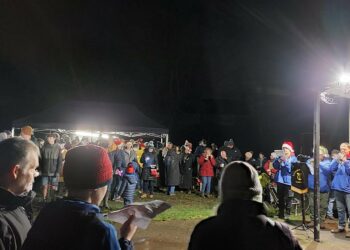 St Nicholas Night celebrations in Hurst at the Hurst Christmas lights switch-on Picture: Sue Corcoran