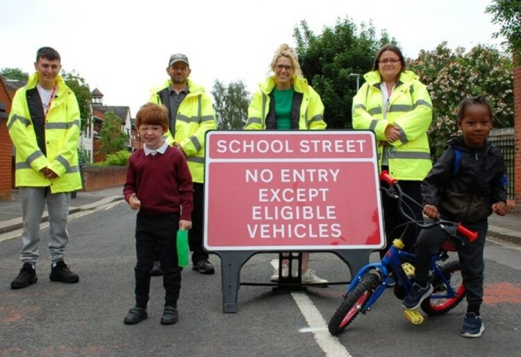 School streets have already been trialled and implemented in neighbouring Reading. Credit: Reading Borough Council.