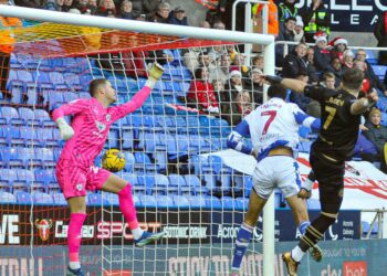 Reading v Barnsley Pictures: Steve Smyth