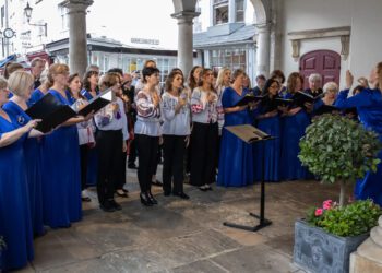 Reading A440 and Kryla (Wings) sang together in Windsor this year. They join voices for a Christmas concert in Woodley on Friday, December 15. Picture: Mary Nash and Andy Voller