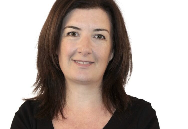 Wokingham voice actor Michele Wood can be heard on a fundraising audiobook recording of Alice Through The Looking Glass. PIcture: Michele Wood