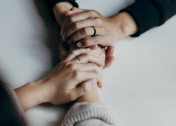 Charity staff and volunteers can train to become a Mental Health First Aider for free thanks to Wokingham United Charities. Picture: Priscilla Du Preez via Unsplash