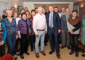 Tim Farron MP with Clive Jones and Wokingham Lib Dems. Pic: Adrian Betteridge.