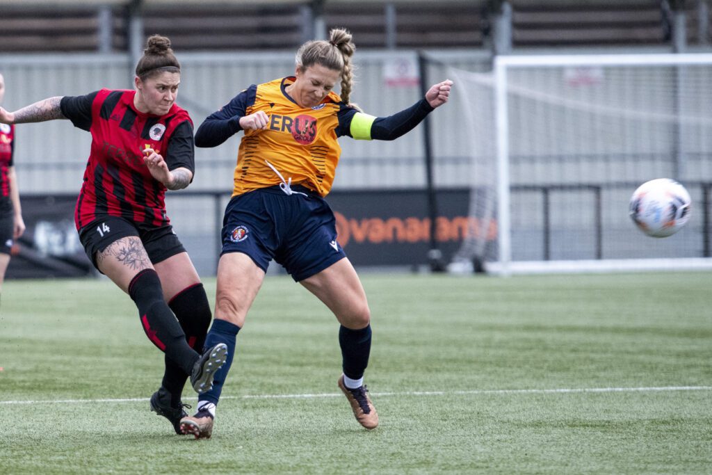 Slough Town v Tilehurst Panthers Pictures: Tony Middleton