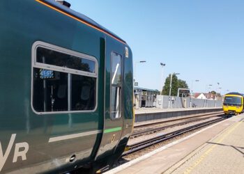 Replacement buses will run between Reading and Gatwick Airport, and buses will also replace trains on South Western Railway services between Reading and Bracknell.