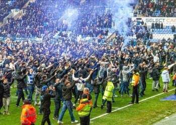 Reading v Port Vale