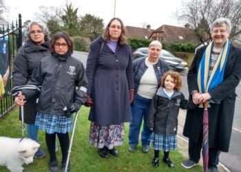 Pic: Parents, pupils and staff at Crosfields School with and councillor Pauline Jorgensen (third from right. Credit: LDRS.