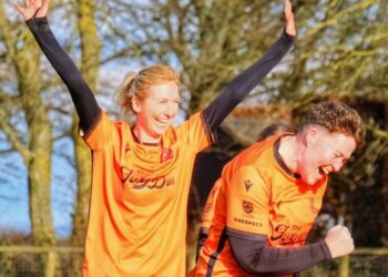 Wroxton v Wokingham & Emmbook Ladies Pictures: Andrew Batt