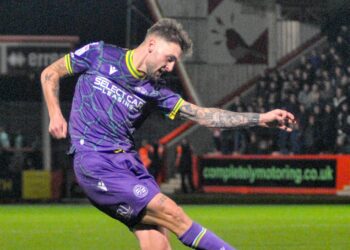 Cheltenham Town v Reading