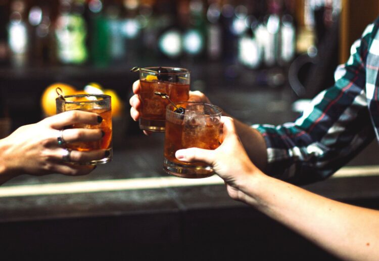 Visitors to the Hope and Anchor pub in Wokingham will hear So Close play live on Saturday, March 23. Pictuer Drew Beamer via Unsplash