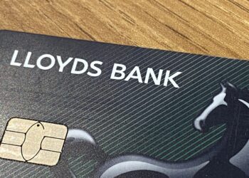 Lloyds Bank is closing its Wokingham branch Picture: Phil Creighton