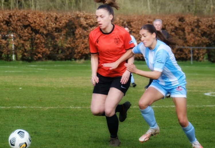 Finchampstead v Wallingford & Crowmarsh Pictures: Andrew Batt