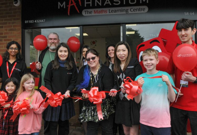 The soft opening of the Mathnasium in Wokingham, with town mayor Cllr. Sally Gurney cutting the ribbon. Pic: Steve Smyth.