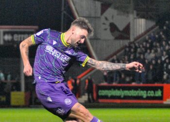 Cheltenham Town v Reading