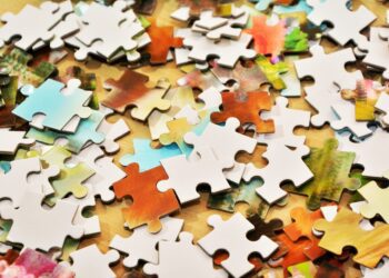 Puzzlers who don't like crowds or noise, enjoy quiet puzzle sessions at Wokingham Library on alternate Fridays. Picture: Congerdesign via Pixabay
